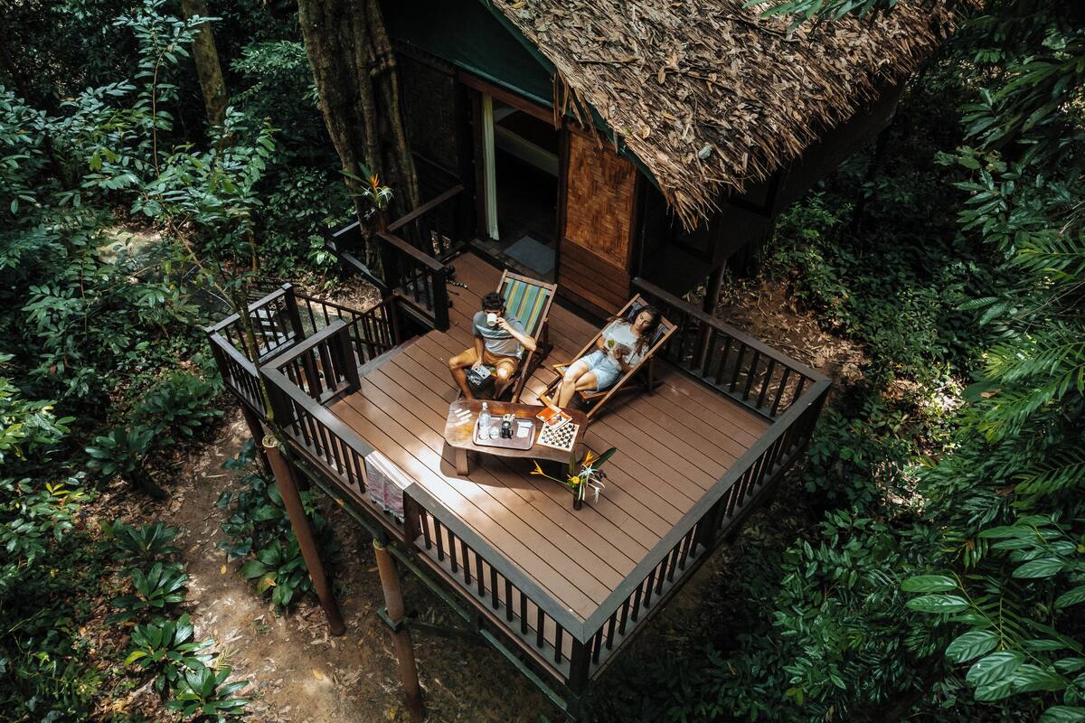 Treehouse Family | 1 bedroom, in-room safe, bed sheets