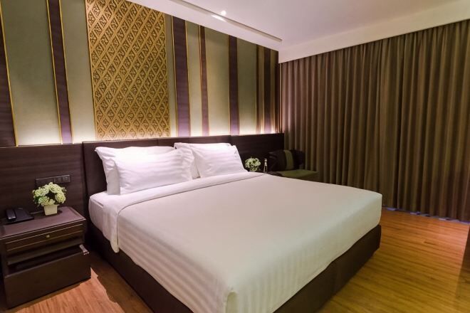 Minibar, in-room safe, desk, blackout drapes