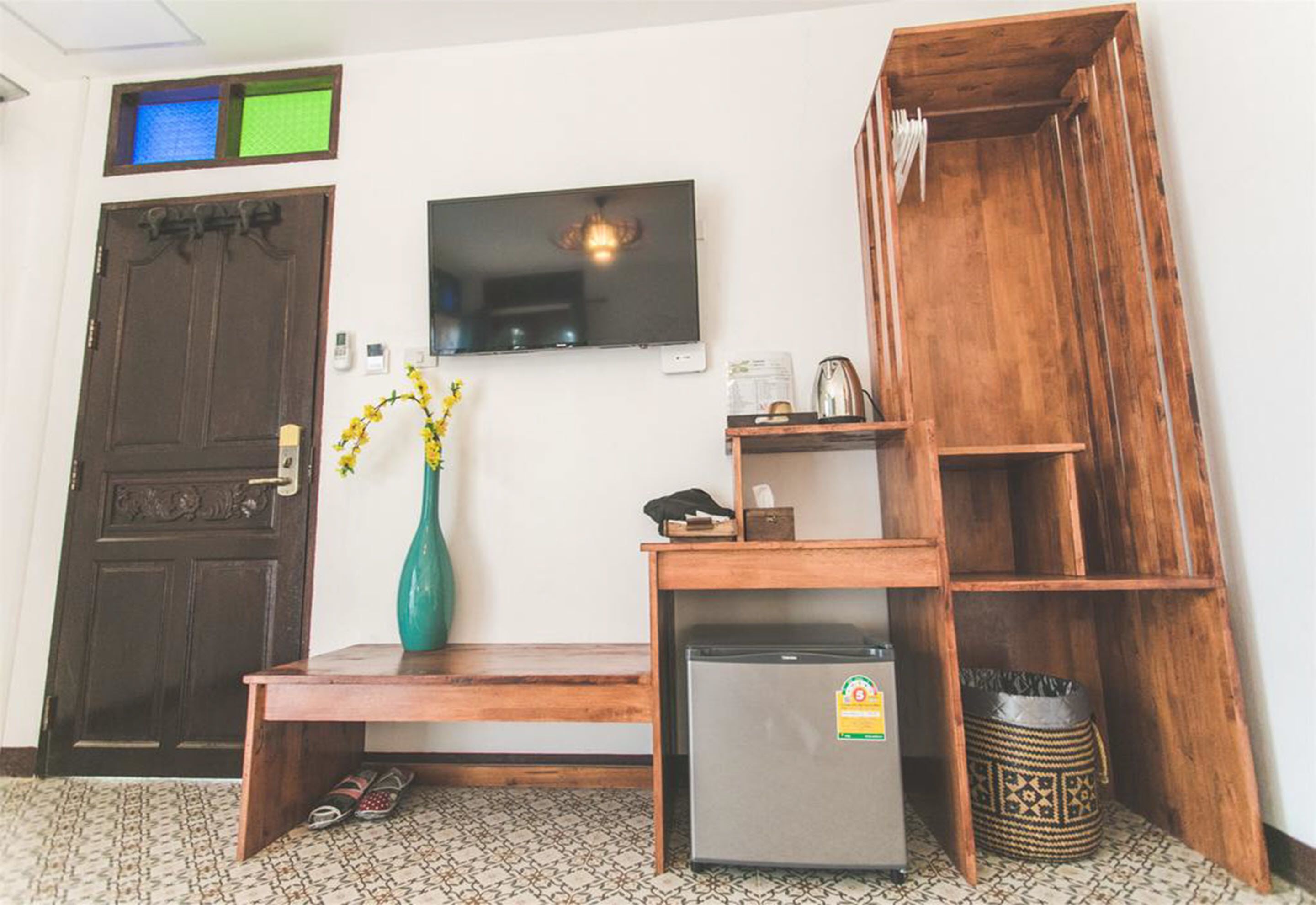 1 bedroom, desk, laptop workspace, free wifi