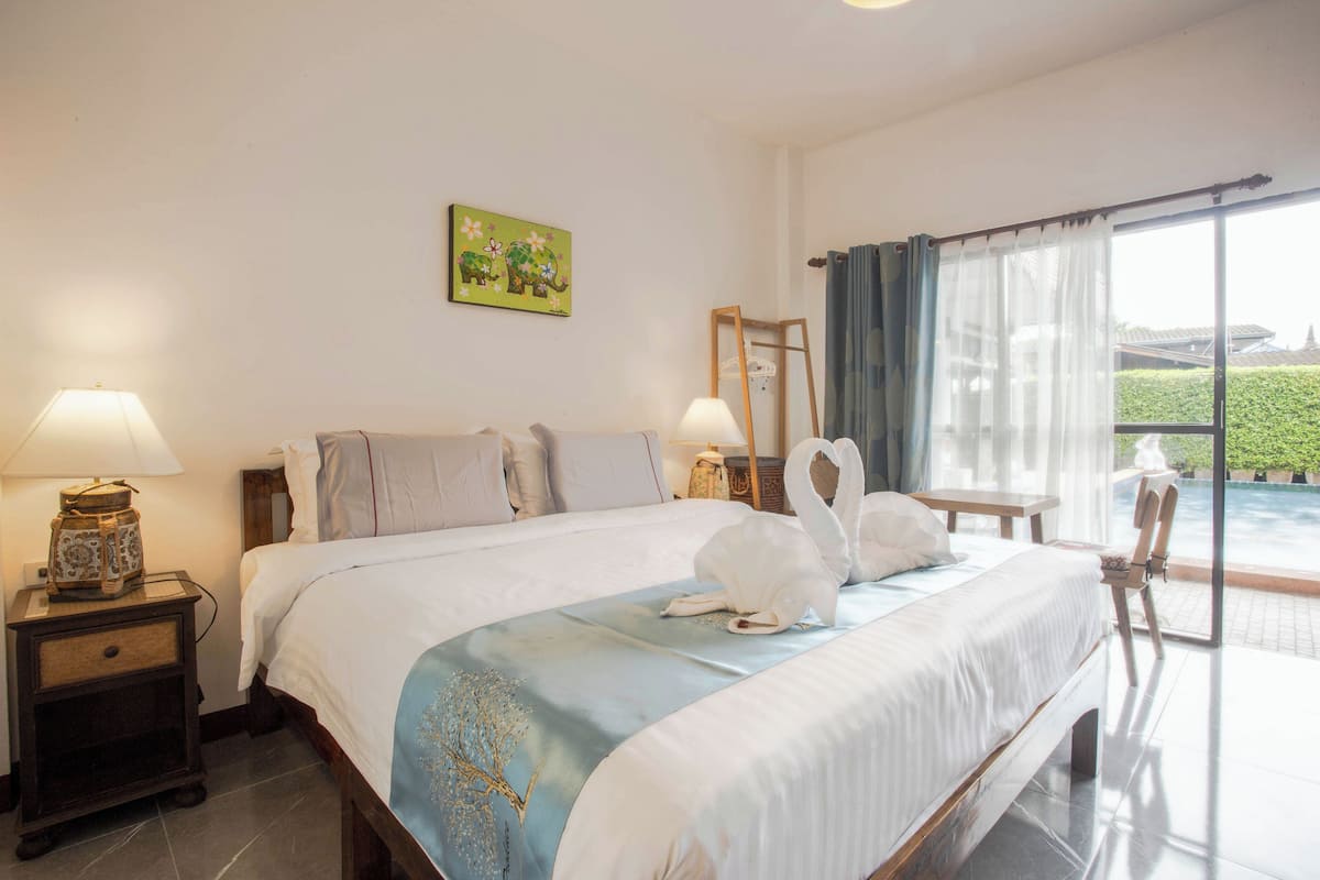 Standard Double Room | Desk, laptop workspace, free WiFi, bed sheets