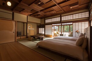 Premium bedding, down duvets, minibar, in-room safe