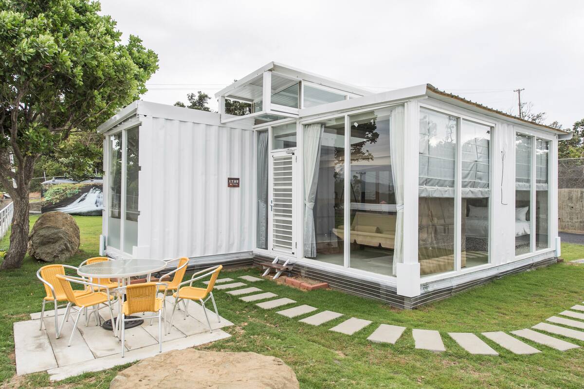 Superior vierpersoonskamer, 2 tweepersoonsbedden | Luxe beddengoed, een bureau, verduisterende gordijnen, gratis wifi