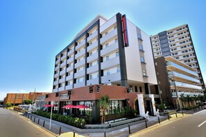 Mặt tiền nơi lưu trú