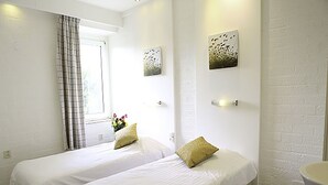 Room - Beautiful private villa for 6 people with WIFI, TV, terrace and pets allowed (Landsrade)