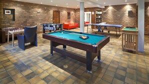 Games room - Beautiful private villa for 6 people with WIFI, TV, terrace and pets allowed (Landsrade)
