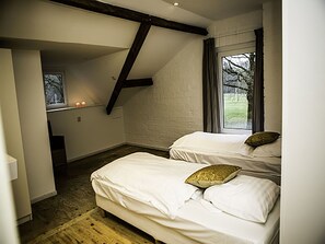 3 chambres, Wi-Fi gratuit, draps fournis