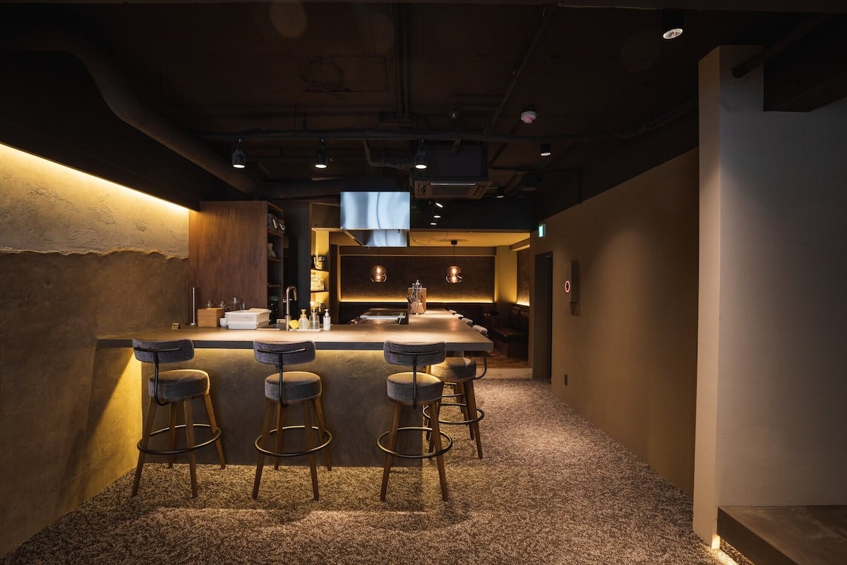 Familienapartment | Essbereich im Zimmer