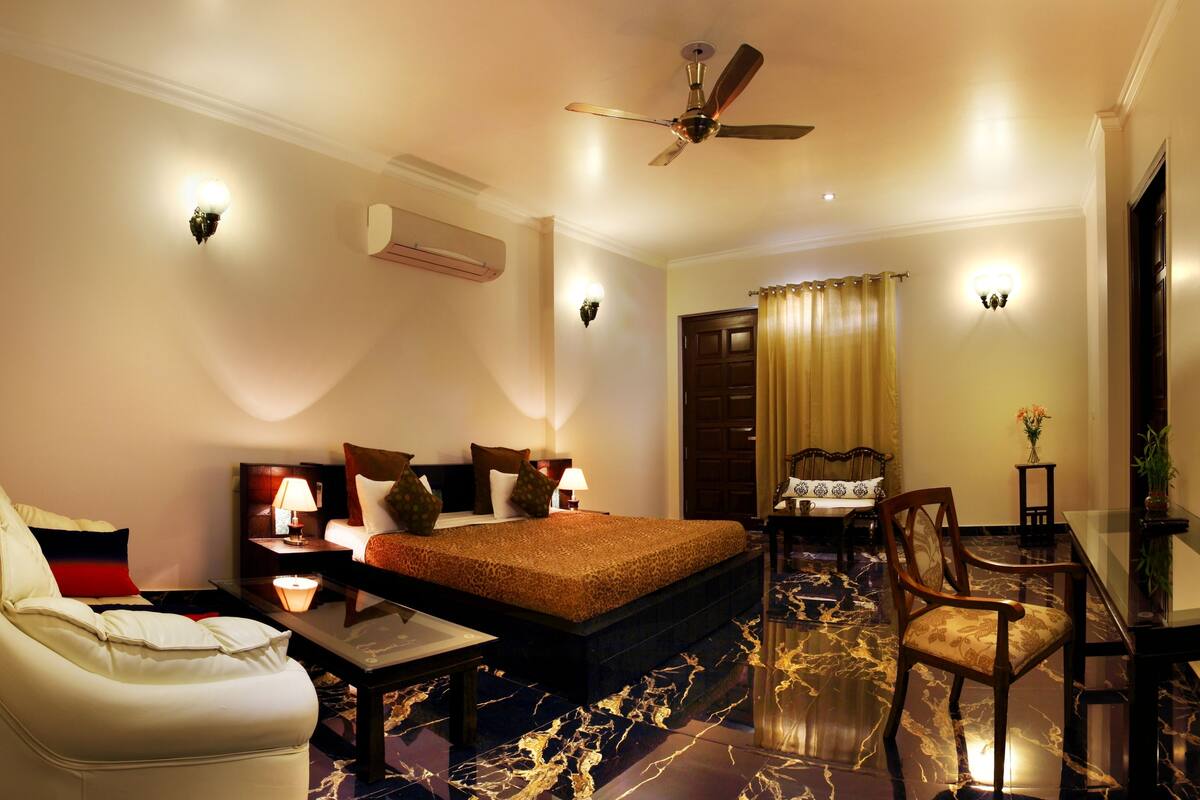 Egyptian cotton sheets, premium bedding, memory-foam beds, minibar