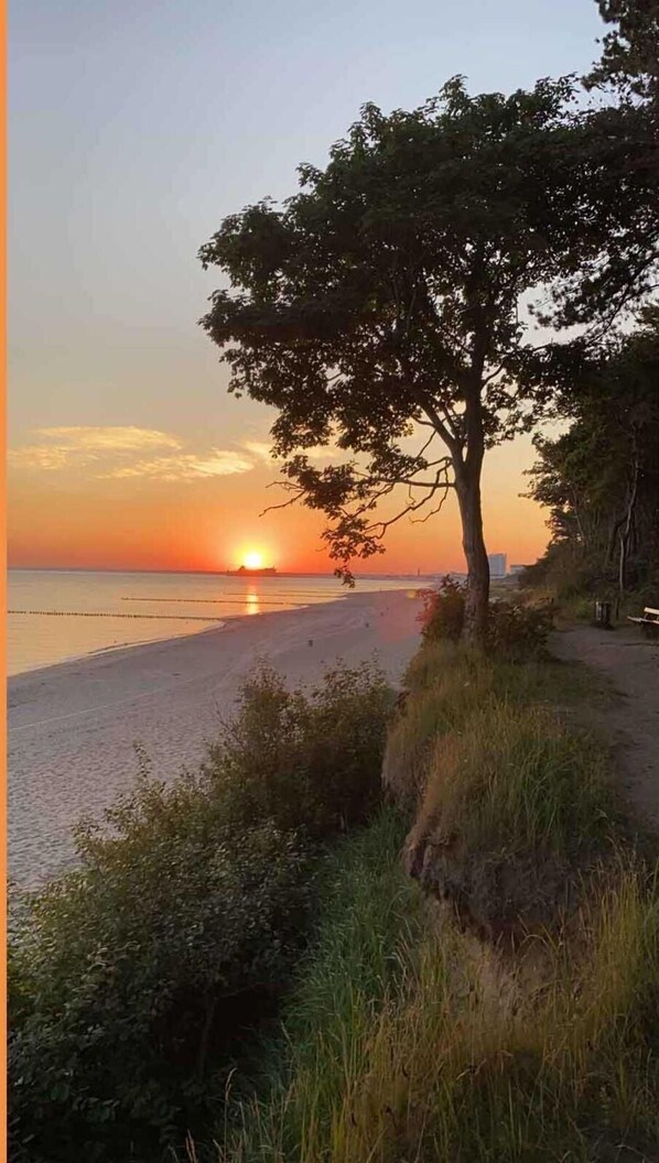 Imagen sin descripción, 1 de 27, botón