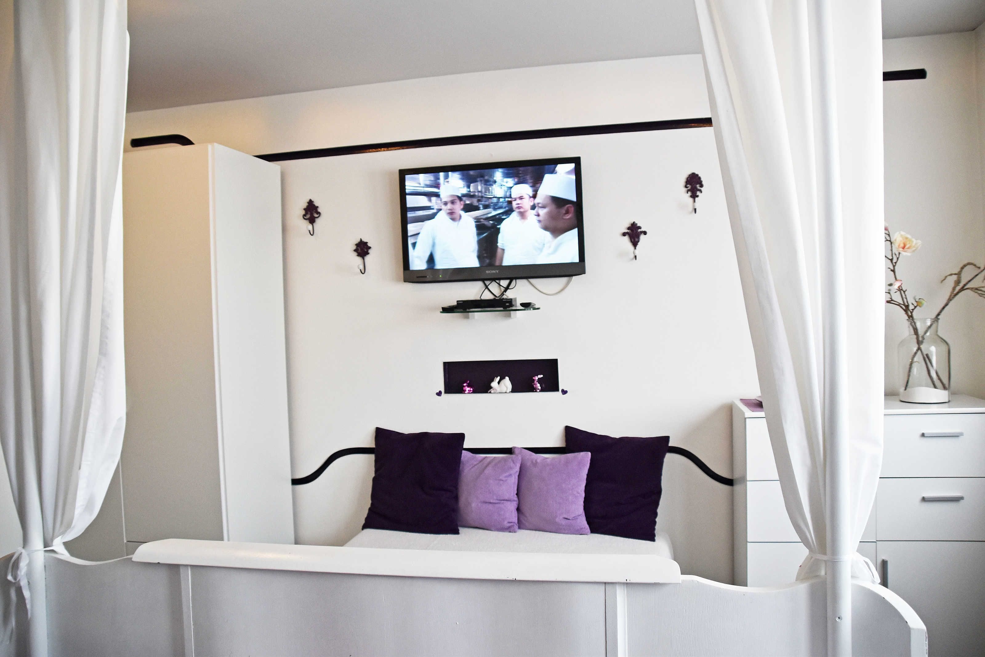 3 chambres, bureau, Wi-Fi, draps fournis