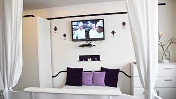 3 chambres, bureau, Wi-Fi, draps fournis
