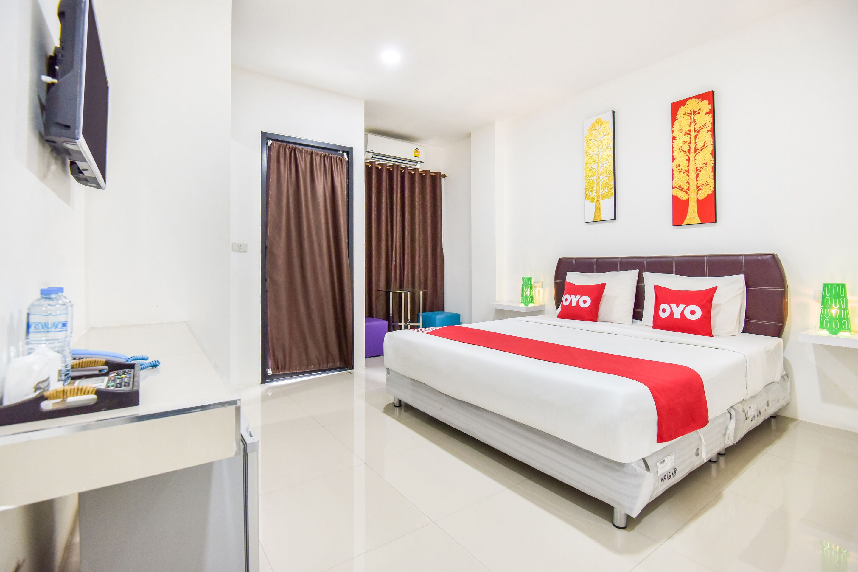 standard double room | desk, soundproofing, free wifi, bed sheets