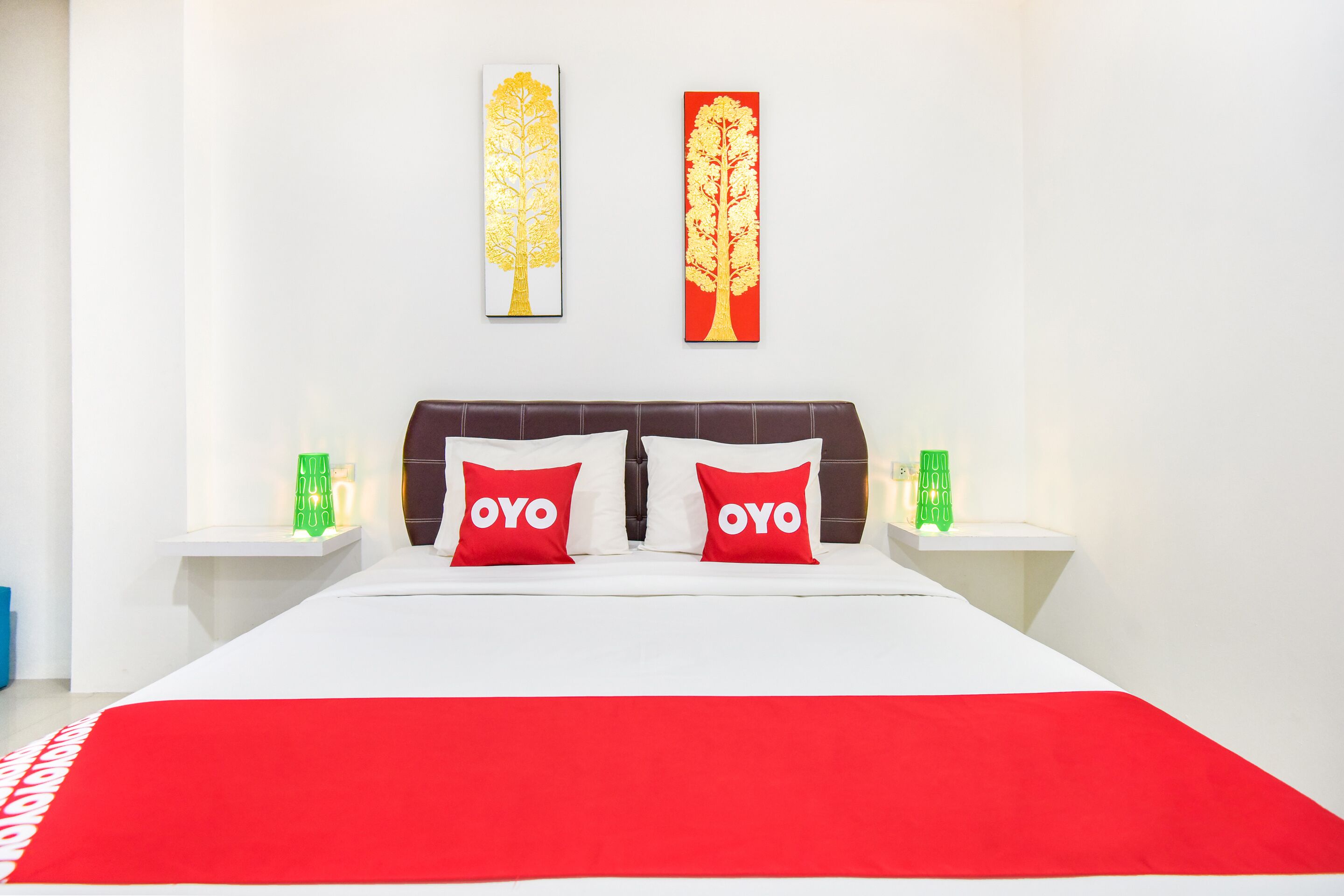 standard double room | desk, soundproofing, free wifi, bed sheets