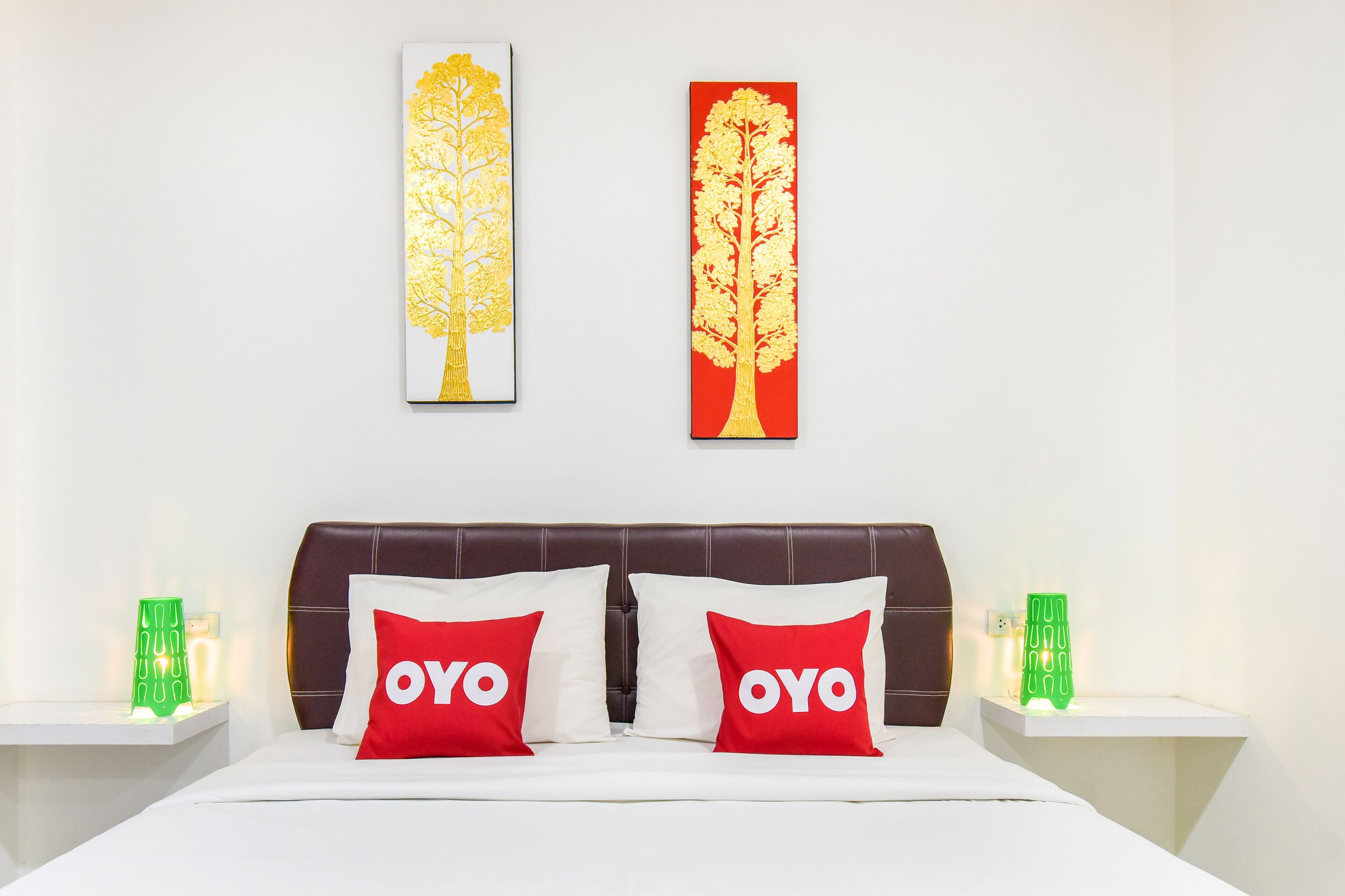 standard double room | desk, soundproofing, free wifi, bed sheets