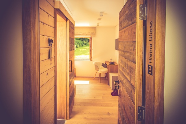 Comfort Single Room | Cribs (surcharge), WiFi (free)