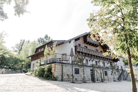 Fachada de la propiedad. Gasthaus Am Ödenturm