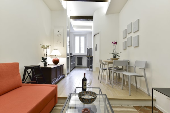 Living area - Campo de' Fiori Apartment (Rome)