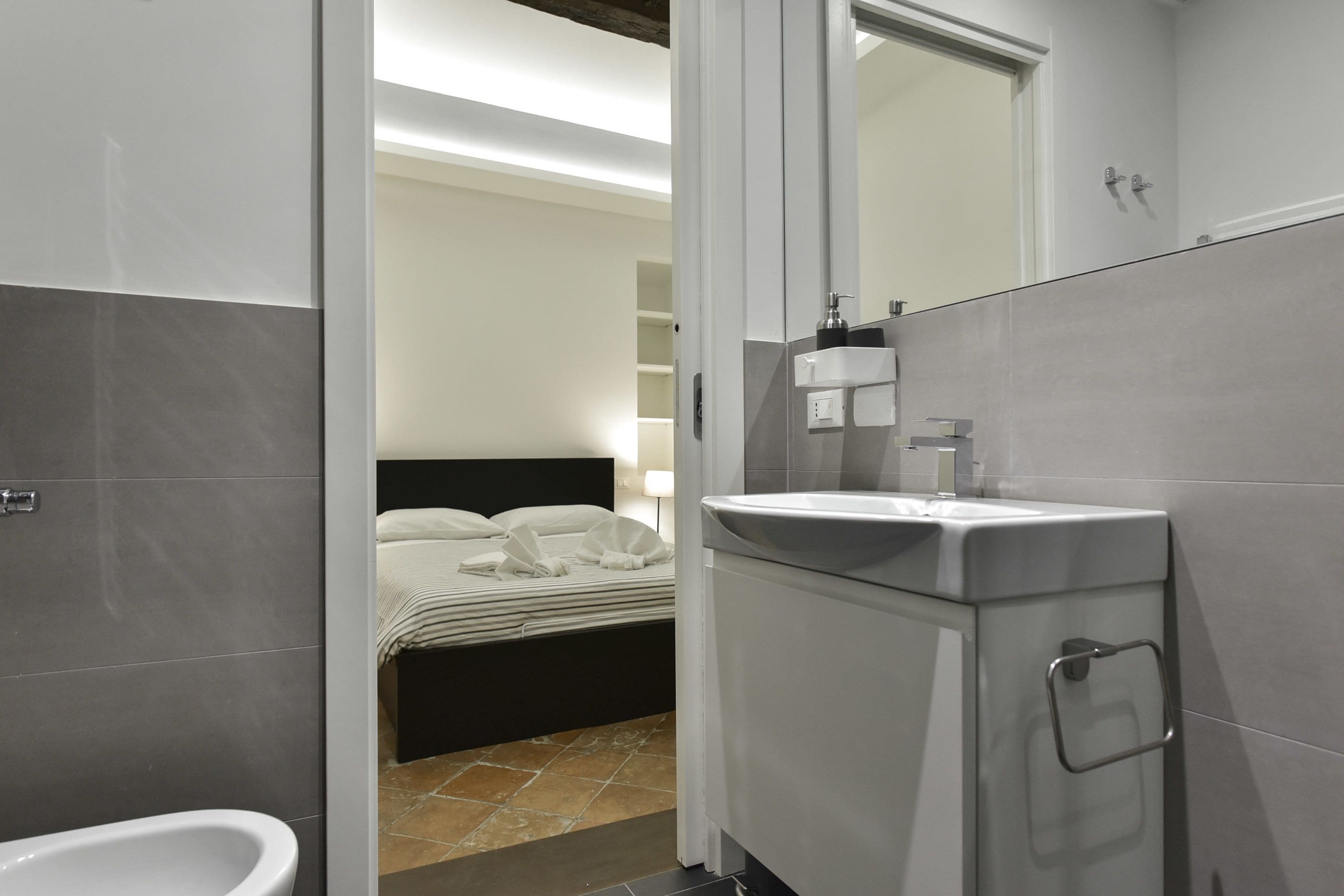 Apartment, 2 Bedrooms | Bathroom