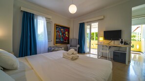 In-room safe, desk, soundproofing, iron/ironing board