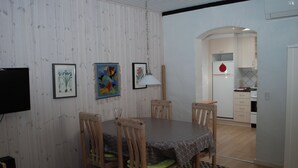 Townhome | In-room dining