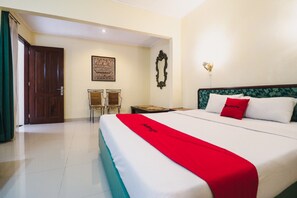 Quarto casal | Escrivaninha, Wi-Fi de cortesia