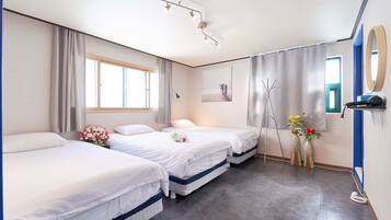 Comfort Apartment, 3 Bedrooms | 1 bedroom, iron/ironing board, free WiFi