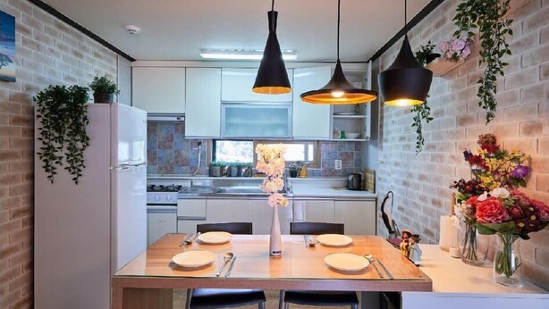 Minhouse | In-room dining