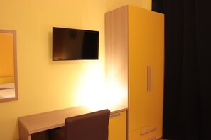 3 bedrooms, minibar, in-room safe, individually decorated - Fiori di Lava (Nicolosi)
