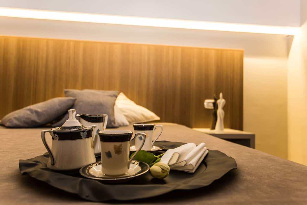 Comfort Suite, 2 Bedrooms, Private Bathroom, Tower