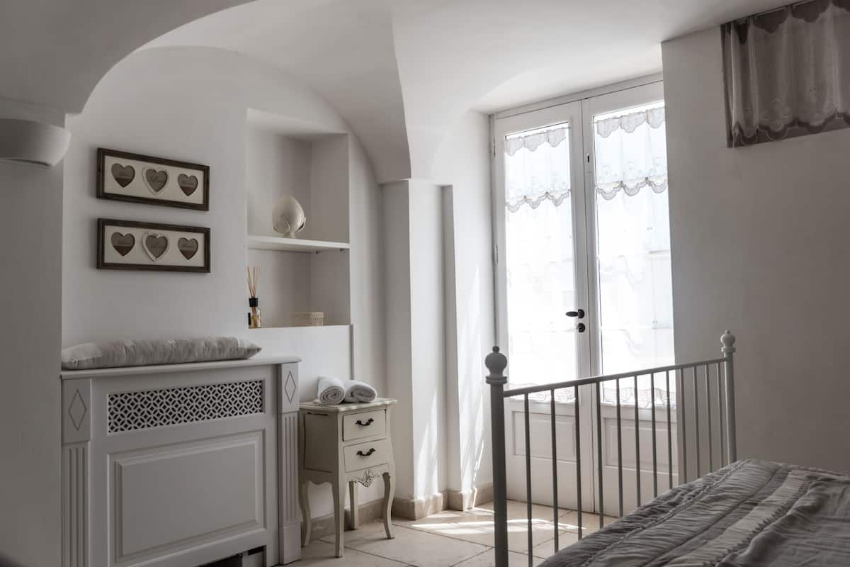 Junior suite | 1 slaapkamer, luxe beddengoed, een minibar, een kluis op de kamer