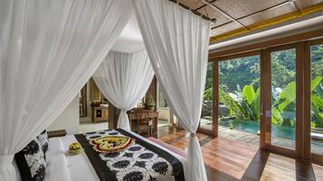 Premier Pool Villa - with Heated Pool | Egyptian cotton sheets, premium bedding, down comforters, pillowtop beds