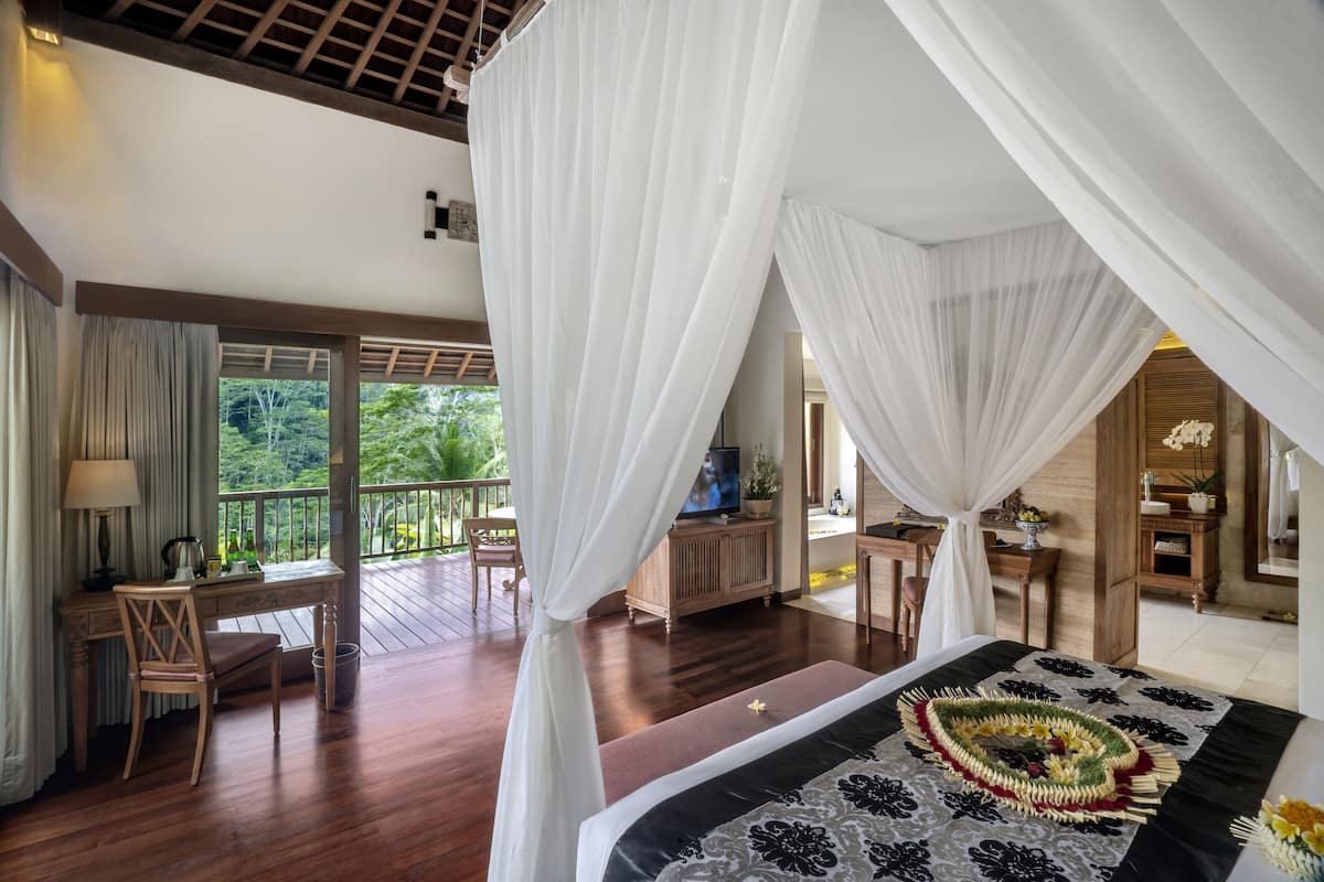 Jungle Pool Villa - with Heated Pool | Sábanas de algodón egipcio y ropa de cama de alta calidad