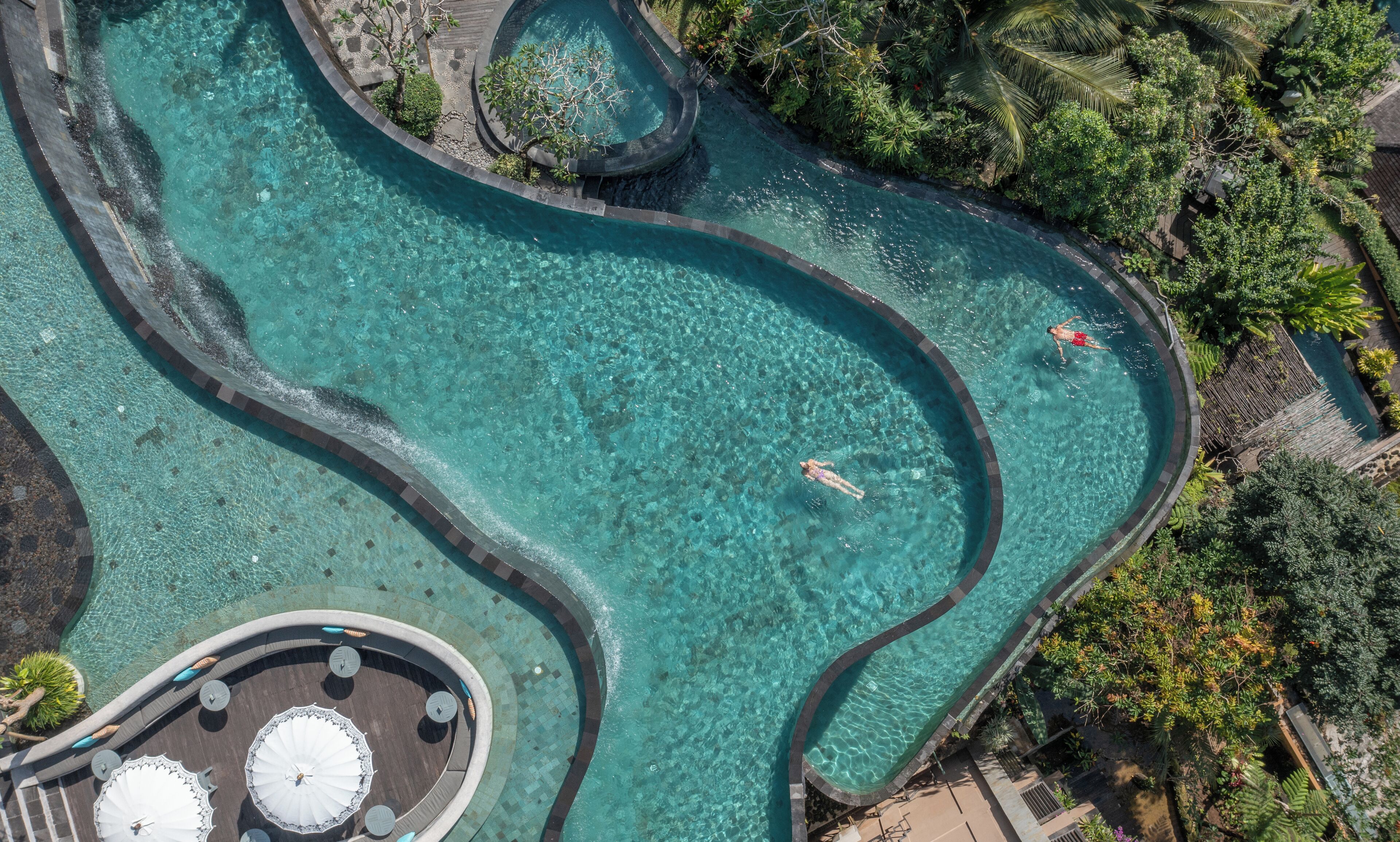 Kolam infiniti