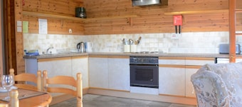 Snowgoose Apartments & Blacksmith Bunkhouse