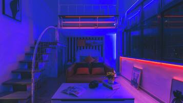 Quarto duplo panorâmico | Escrivaninha, cortinas blackout, Wi-Fi de cortesia, roupa de cama