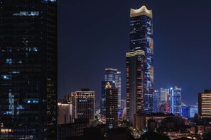 View from room - The Bund River Prologue Residence (Shanghai)