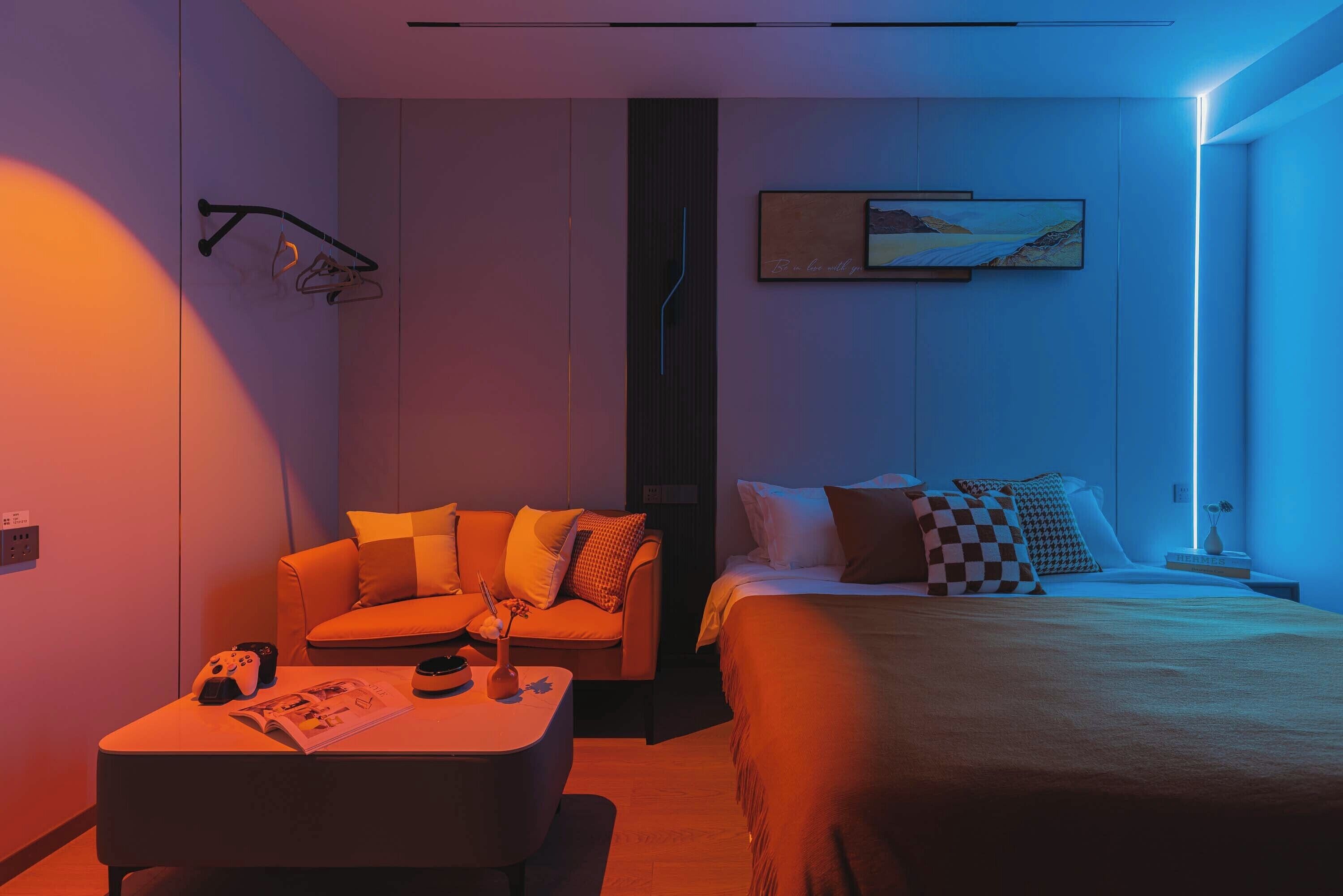 クラシック ダブルルーム | リビング エリア | 50 インチのテレビ (ケーブル放送視聴可)