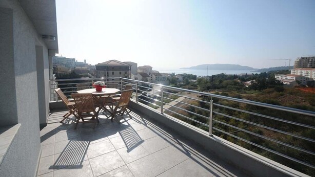 Appartement Familial, 2 chambres, balcon, vue mer | Balcon