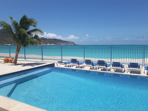 Villas on Great Bay Beachfront Villa Foxie