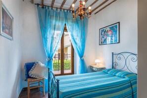 Ferienhaus | 4 Schlafzimmer, kostenlose Babybetten, Zustellbetten, WLAN