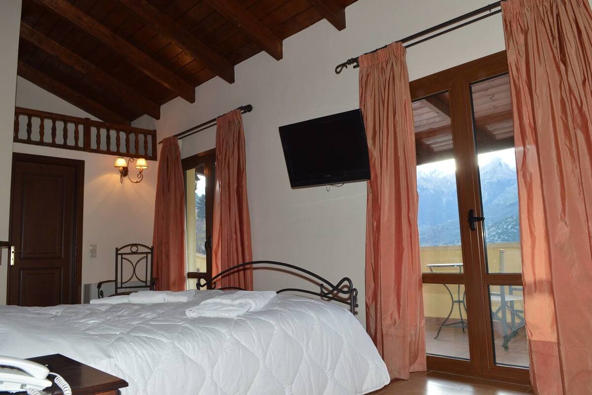 In-room safe, iron/ironing board, free cots/infant beds, free WiFi