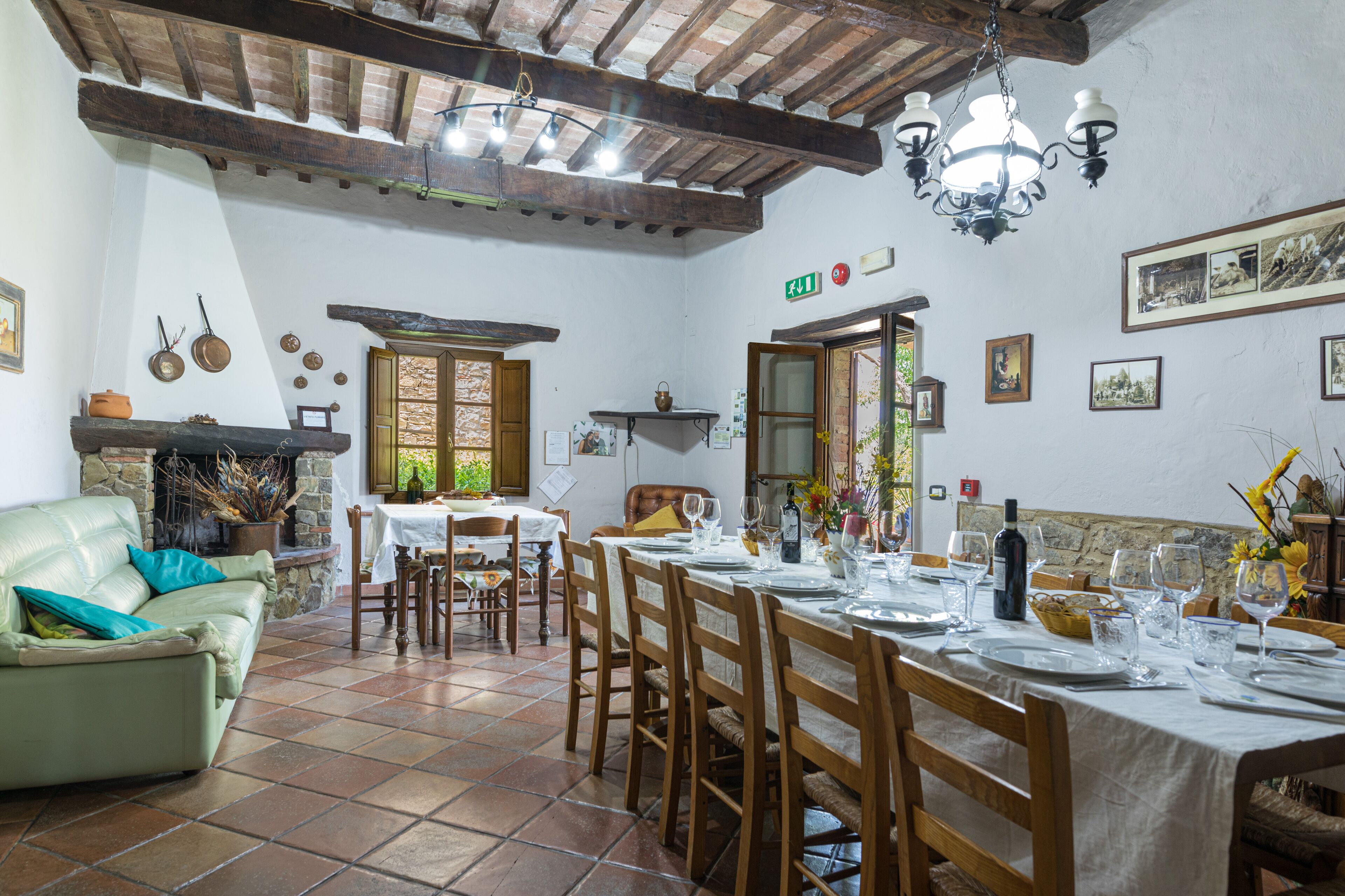 Vila | Makan di kamar