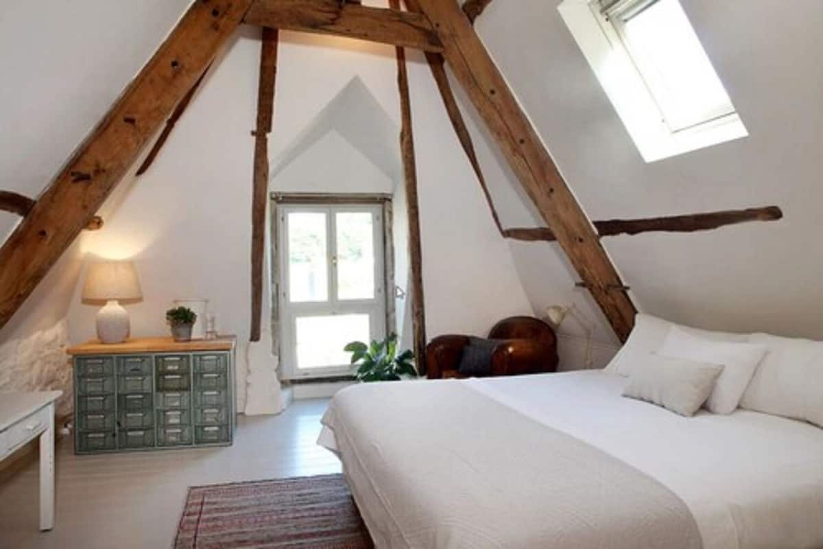 Deluxe Double Room | Individually decorated, individually furnished, free WiFi, bed sheets