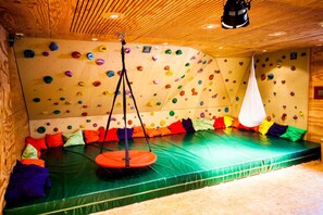 Children’s area - DJH Garmisch- Partenkirchen - Hostel (Garmisch-Partenkirchen)