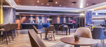 チャオ ティエン ホステル (朝圣行旅)