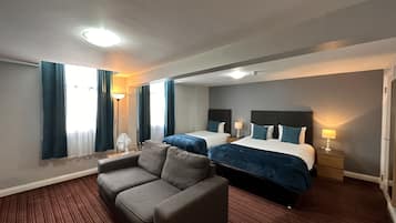 Executive Twin Room | Desk, iron/ironing board, free WiFi, bed sheets