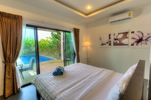Villa Confort | 2 dormitorios, caja fuerte, escritorio y cortinas opacas