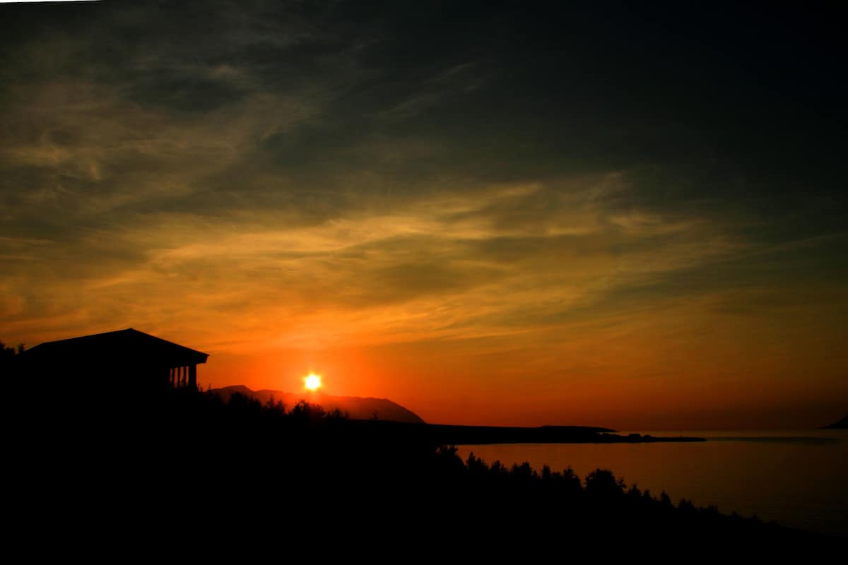Basic Cottage, 2 Bedrooms (2) | Free WiFi, bed sheets