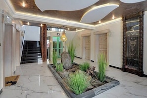 Grand Apartment, 2 Bedrooms, Balcony (dwupoziomowy)