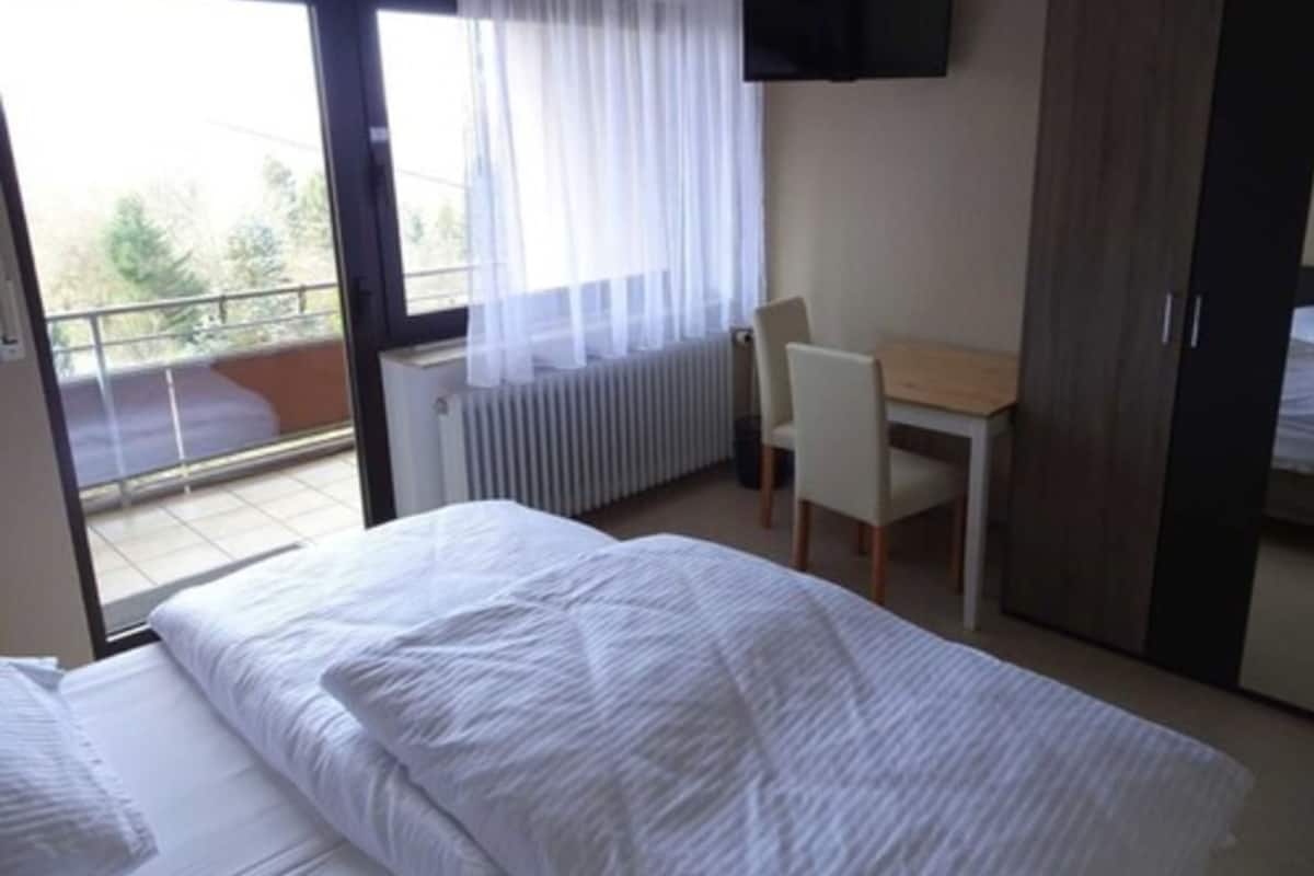 Double Room, 1 Queen Bed, Non Smoking